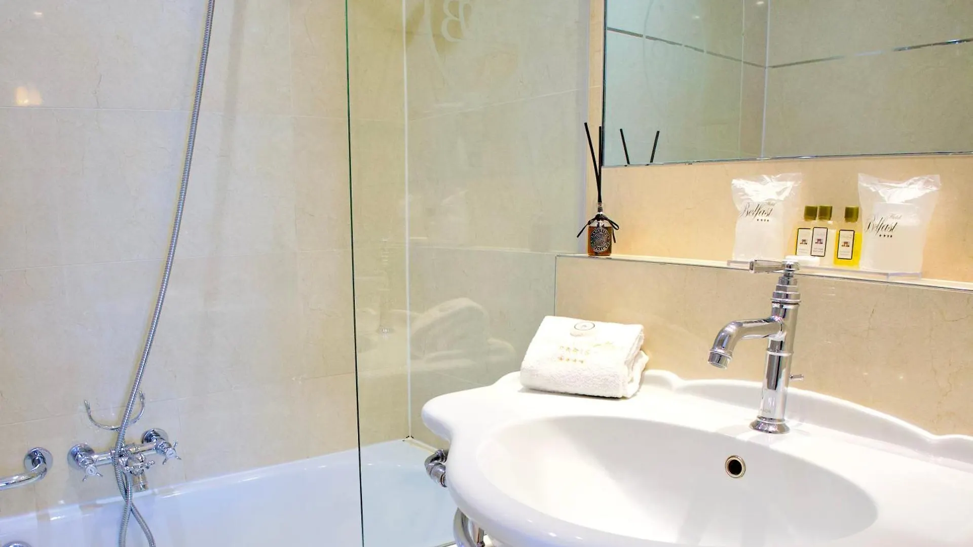 Belfast Hotel Paris